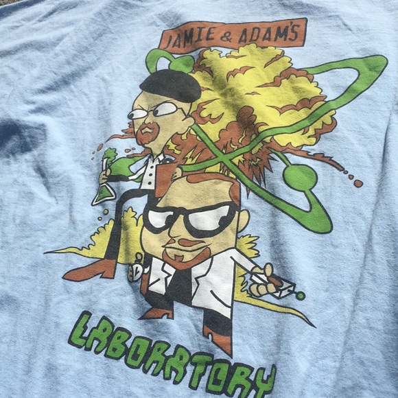 Mythbuster T-shirt size Medium - Picture 2 of 3